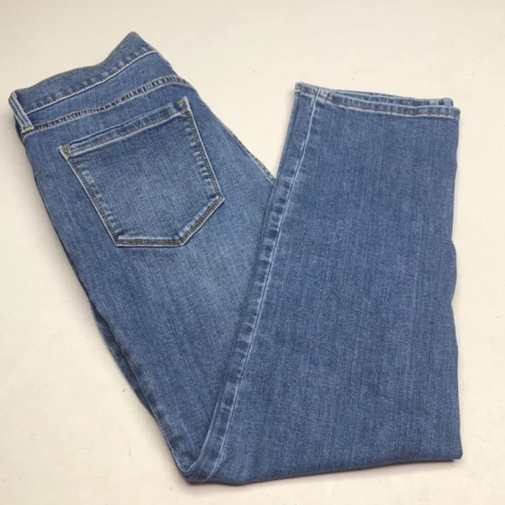 LIKE NEW EDDIE BAUER VOYAGER HIGH-RISE CROP JEANS 6/28x26 ⭐️